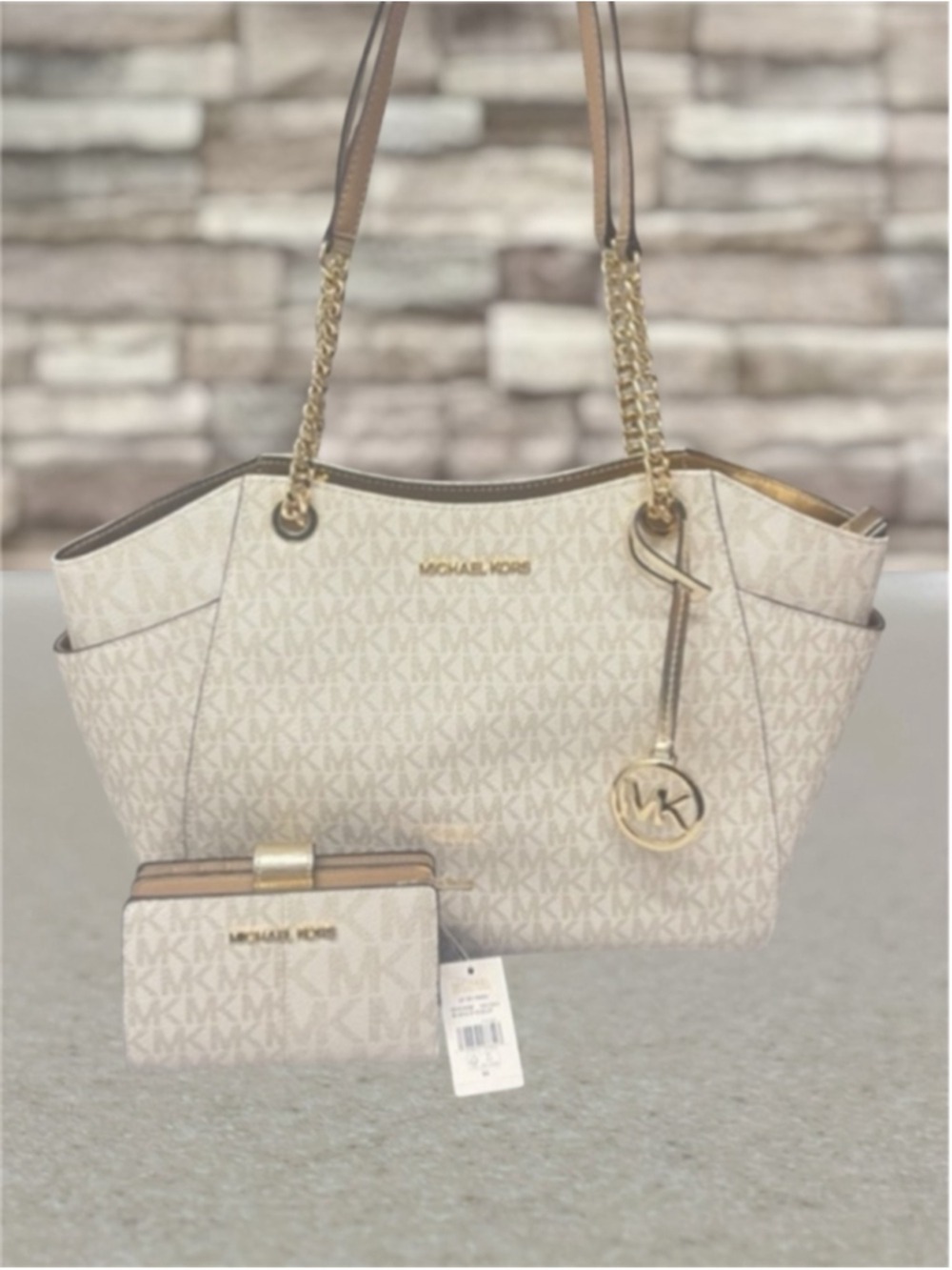 Michael Kors Chain Tote & Wallet Set MK Signature Logo Pale Gold/Cream